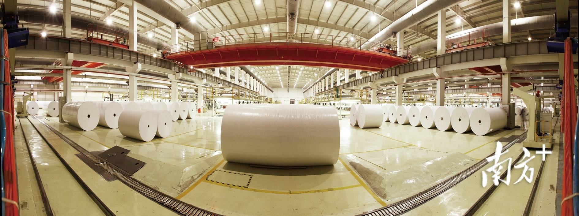 晨鸣先后与德国福伊特,芬兰维美德和安德里茨等世界一流制浆造纸机械