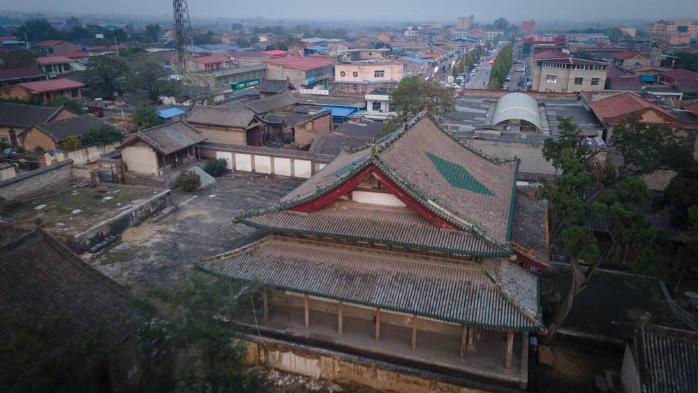 汾城古建筑群,千年古柏,百年老街……温柔了时光_城隍庙