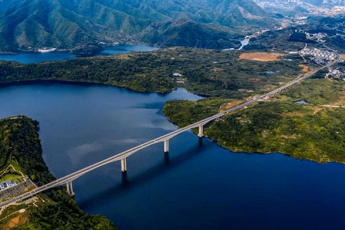 新线首发1113原汁原味的山水小村龙吟台揽钦寸水库全景搭配5公里轻