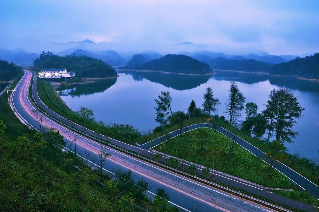 共富路上见美好路通了景美了百姓日子红火了淳杨线打通共同富裕新通道