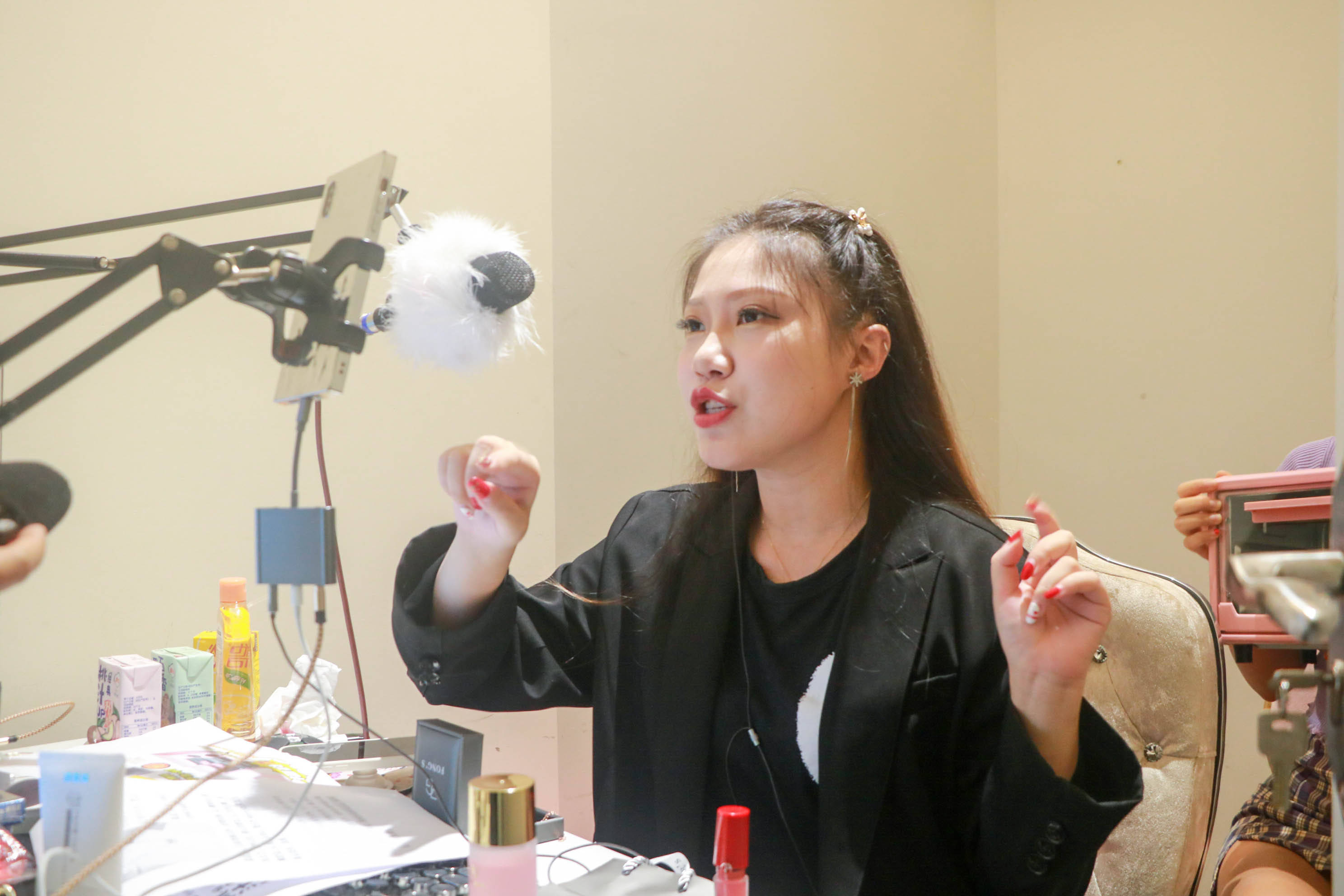 "香洲工匠"直播销售员职业技能竞赛举行_大赛