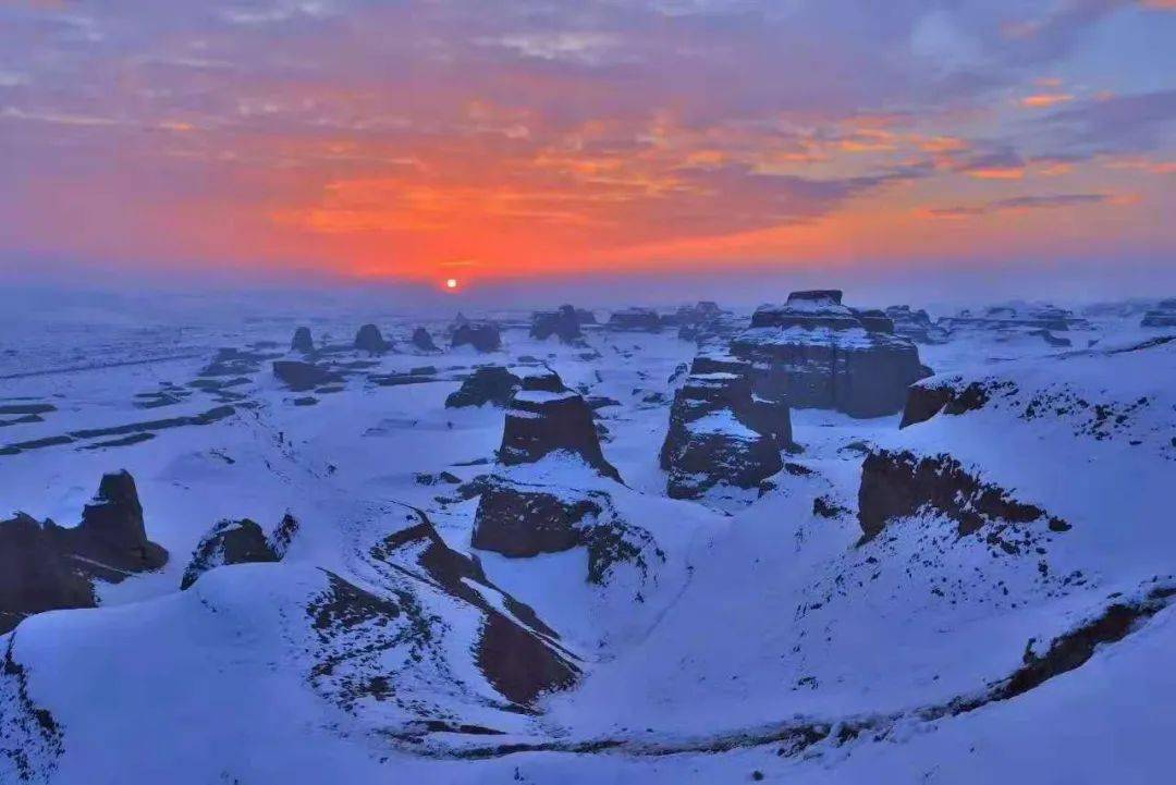 【大美乌尔禾】大雪纷飞下的世界魔鬼城