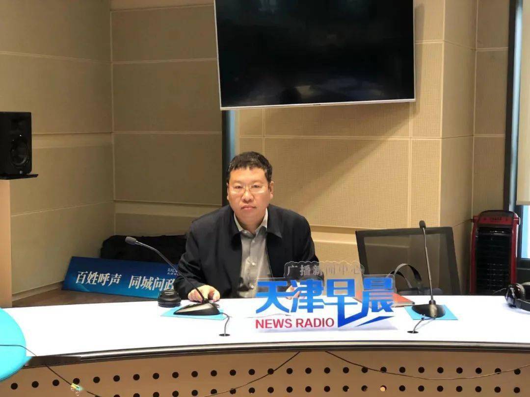 市政协委员,民建河东区委会主委刘金泉建议,电动自行车停放场所以及