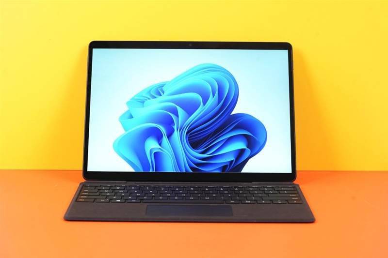 史上最高颜值！微软Surface Pro 8评测：秒变神笔马良