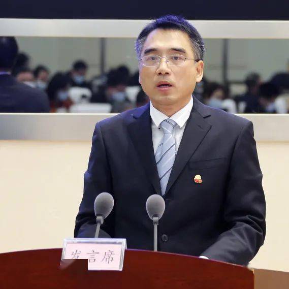 克难攻坚4我于2019年9月至2020年12月挂职黄石港区政府副区长,协助