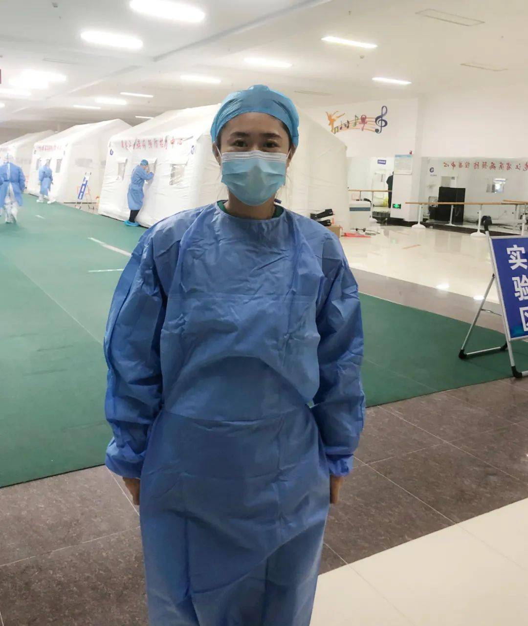 病毒|或许是离病毒最近的人：现在安排您认识她……