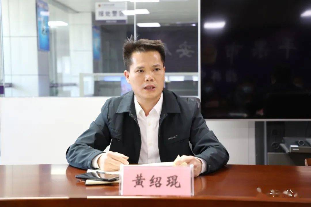 会上,平果市疾病预防控制中心主任黄绍琨就寄递物流业如何做好疫情