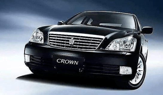 曾经 叫板 奥迪a6的丰田皇冠 15年后 它终于 复仇 了 二手车 全网搜