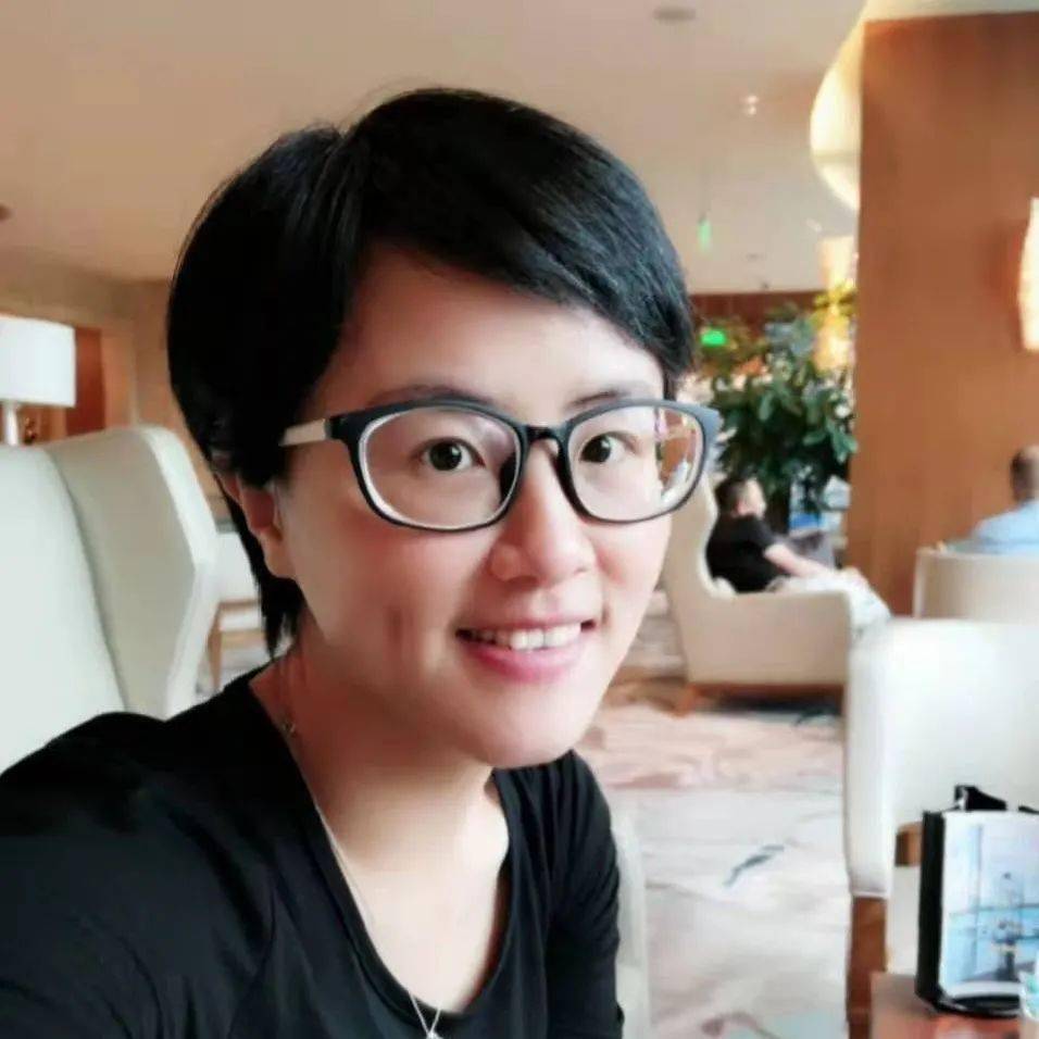 时刻|心灵夜悟｜难过的时候，抱抱自己