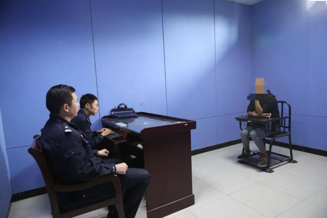 近日,安徽马鞍山警方成功打掉一个特大跨省非法经营走私成品油犯罪