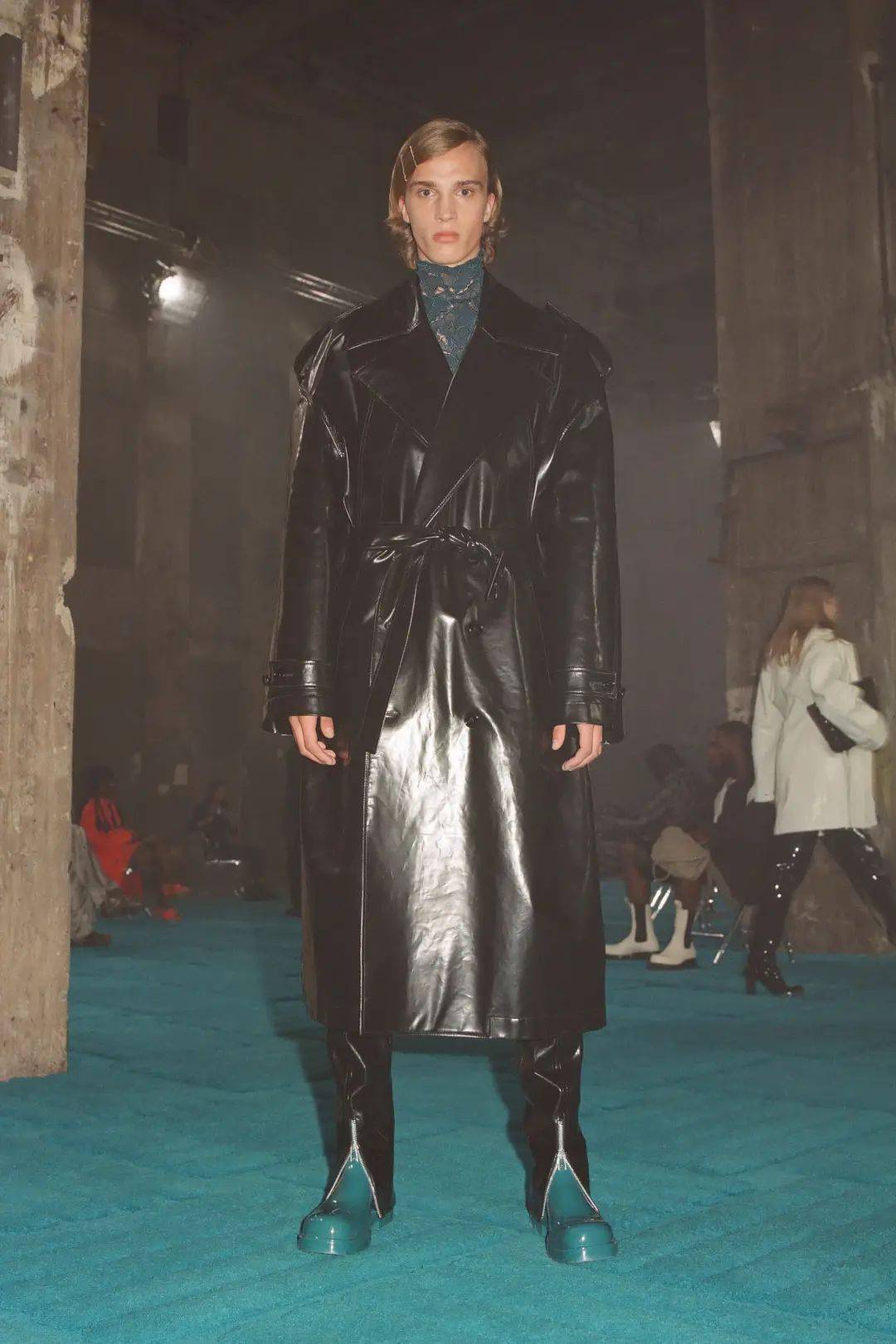 品牌 BV设计师离职,时尚圈再无“云朵包”