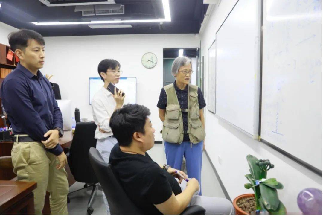 全网百万粉丝、号称“不刷题”的“吴姥姥”，到底是谁？