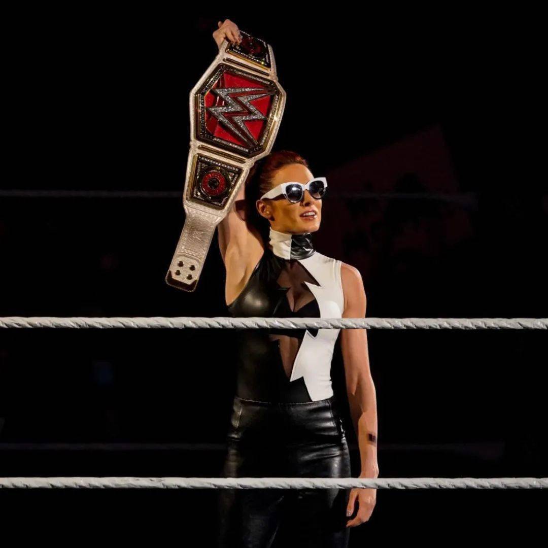 raw女子冠军贝基林奇(becky lynch)最近和vicente beltran讨论了所有