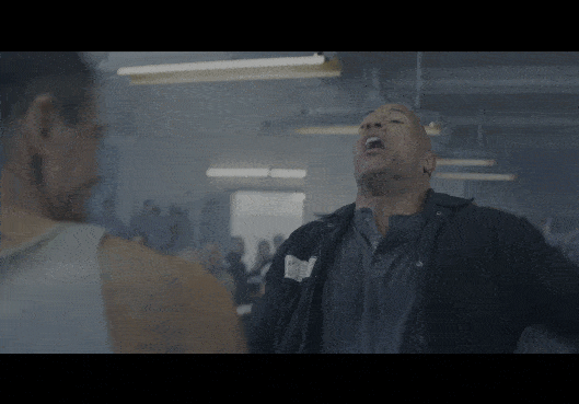 巨石|年度R级爽片!神奇女侠VS死侍和强森