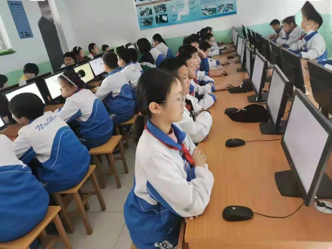 通辽市科尔沁区南门小学组织参加全国青少年禁毒知识竞赛