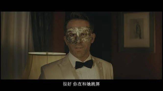 巨石|年度R级爽片!神奇女侠VS死侍和强森