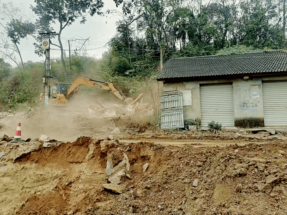 我为群众办实事红山镇全力服务推进s219改扩建项目