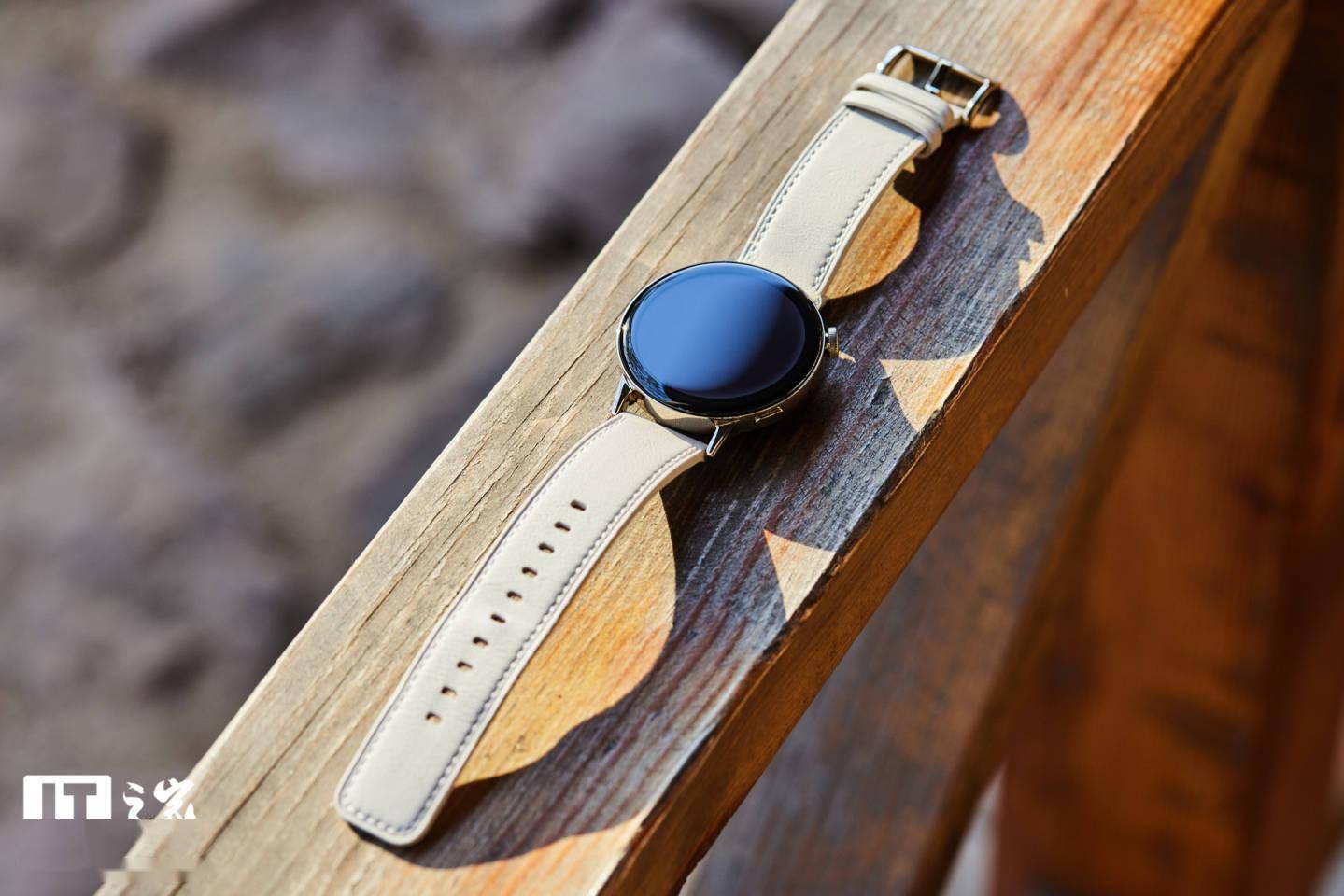 【IT之家开箱】华为 WATCH GT 3 系列图赏：屏占比更高