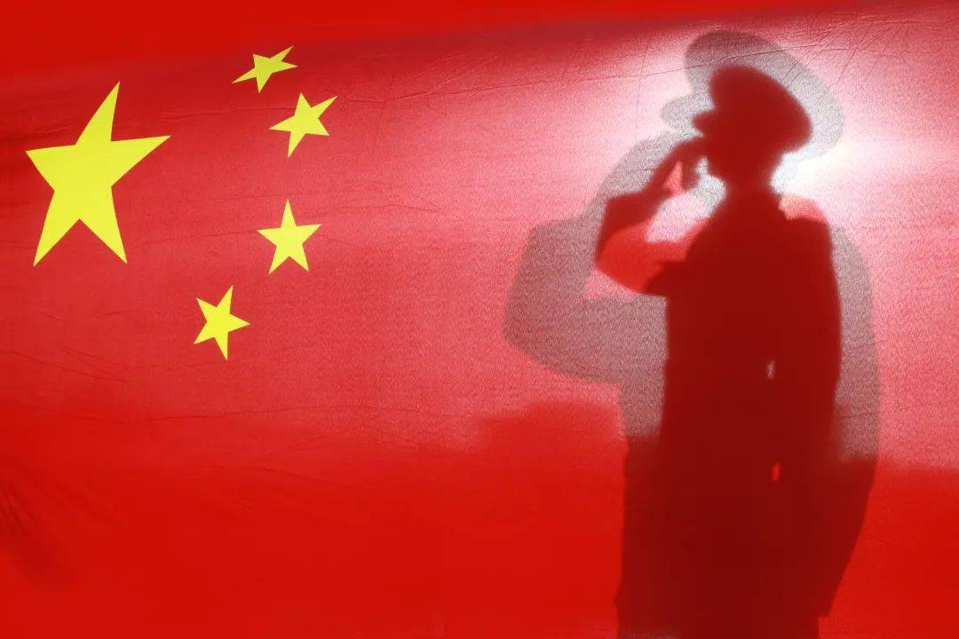 咱们就是说,一整个被河南高校国旗护卫队帅住了!