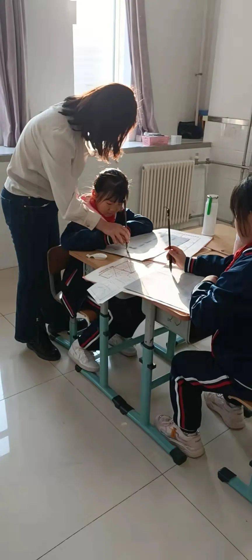 双减我们在行动新源小学绚丽素拓绽放精彩