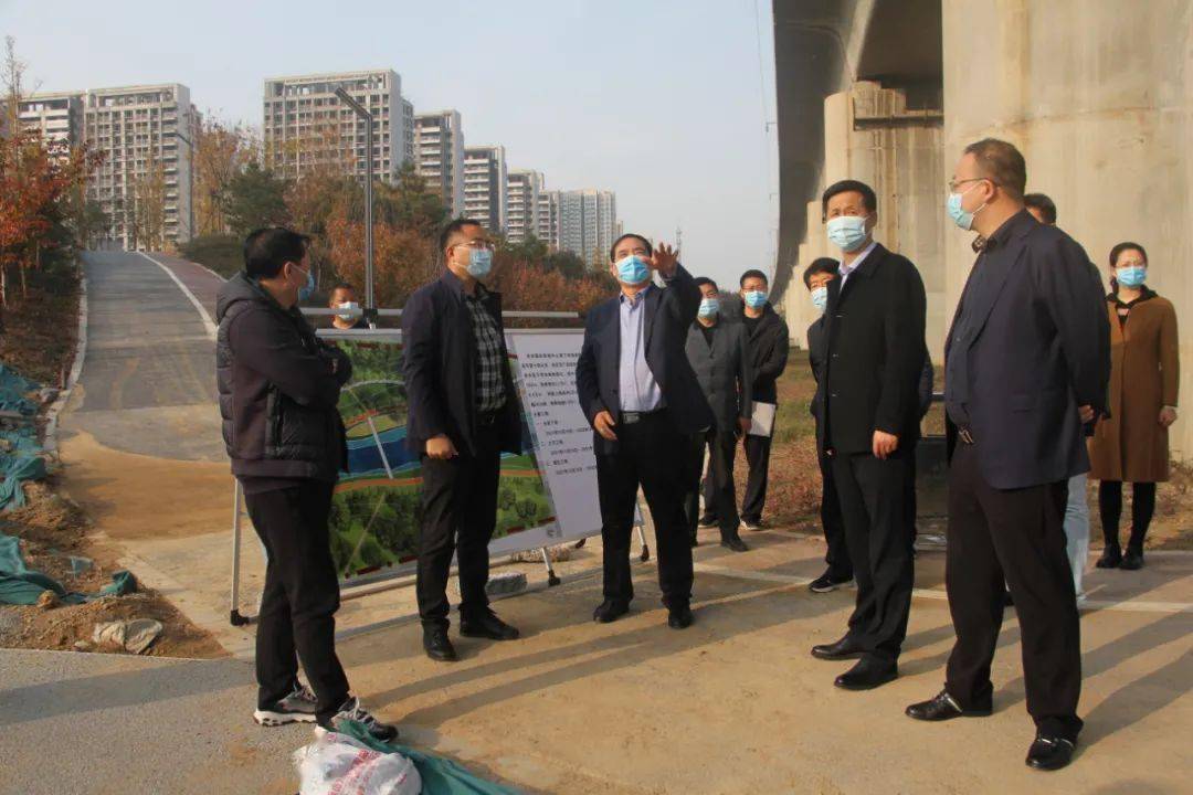 樊福太调研滨河国际新城重点项目建设