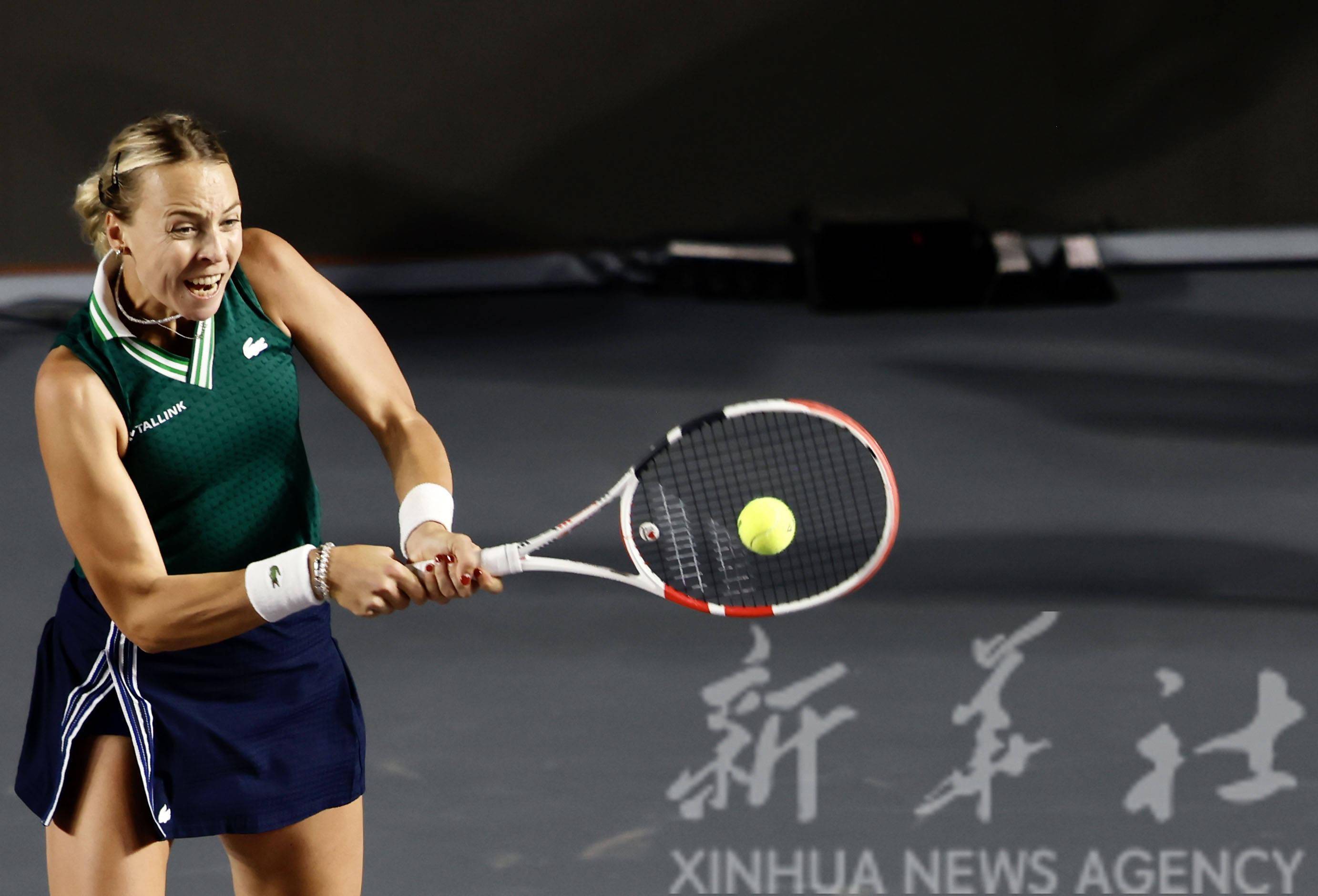 网球——wta年终总决赛:穆古拉扎夺得女单冠军