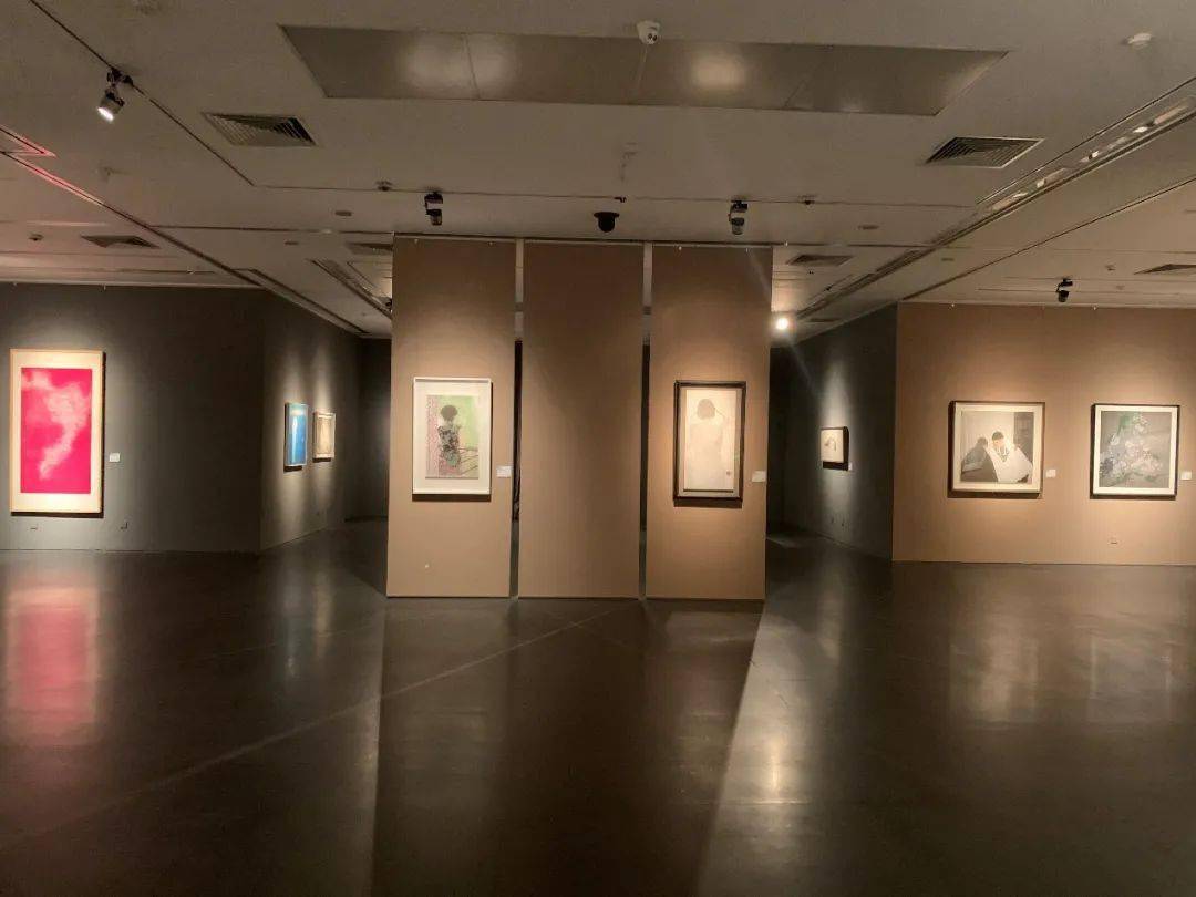中国工笔画学会,北京画院承办单位:北京画院美术馆展览时间:2021年11