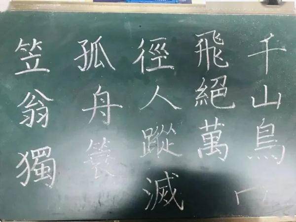 金文|听说上了大学就没作业了，真的吗？