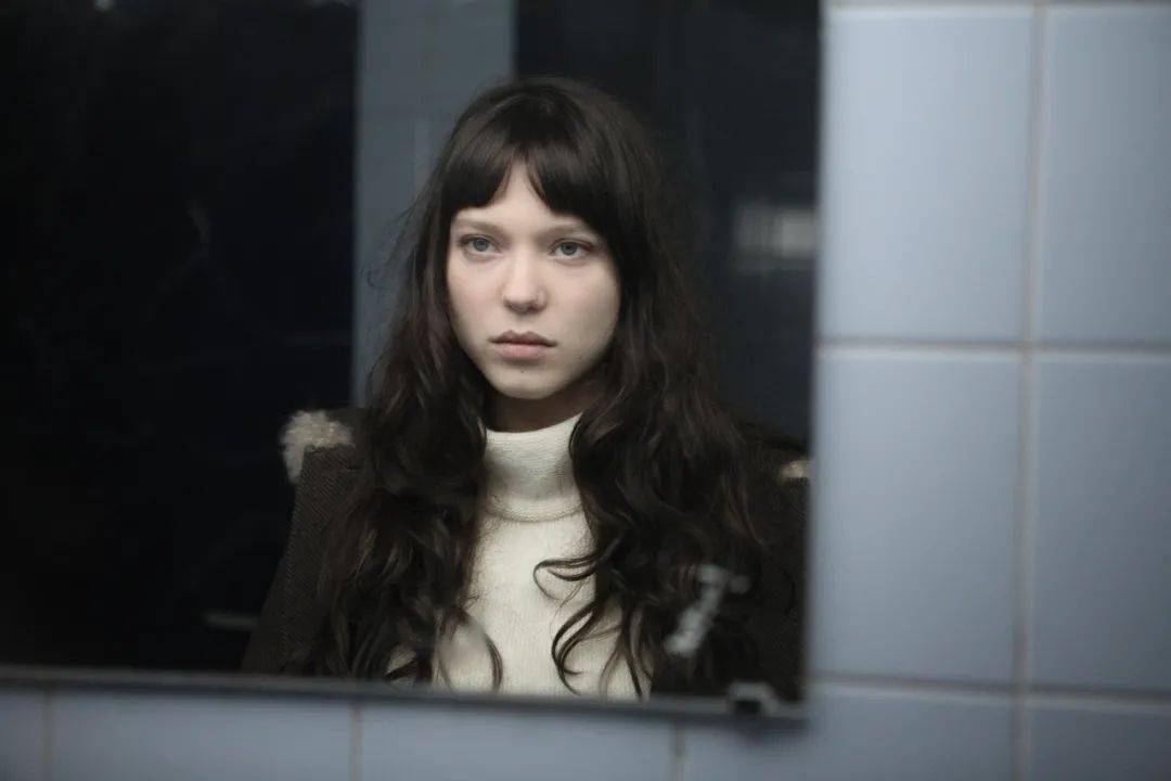 always|她是法国版斯嘉丽，两次出演“邦女郎”，冰山脸女杀手，为啥能征服阿汤哥？