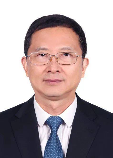 大学宣布了中共中央,国务院的任免决定,高松任中山大学校长(副部长级)