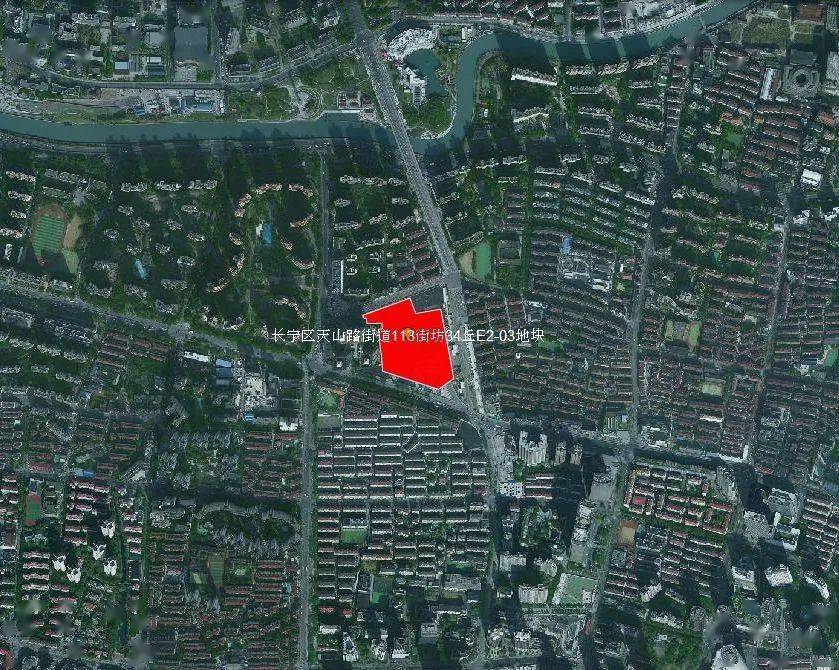 该地块规划为办公楼,位于长宁天山古北核心,为15号线娄山关路"地铁上