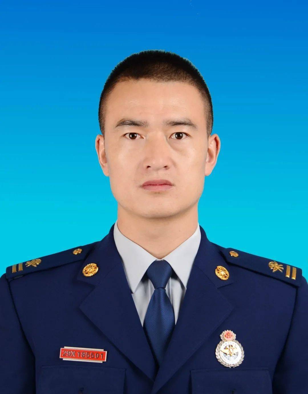 用行动践行誓言用汗水浇灌荣耀记都兰县消防救援大队三级消防长蒲亚雄