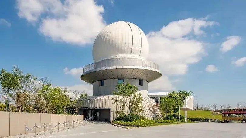 上海天文馆直播 | 今晚“月”一个吗？