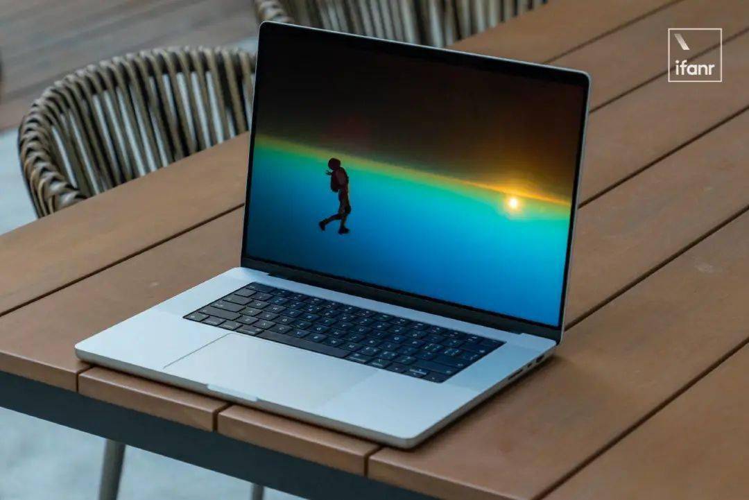 苹果内部的这个神秘团队，决定了 Mac 的形态