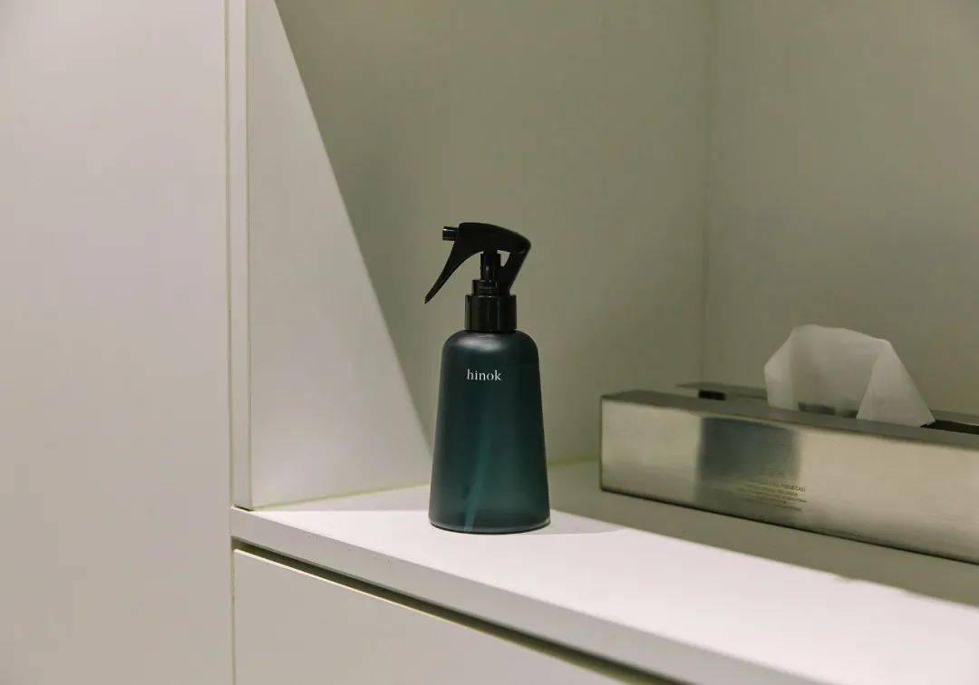 艺术一位男生给爱家融入了100种色彩，将会呈现出怎样的家居风格？