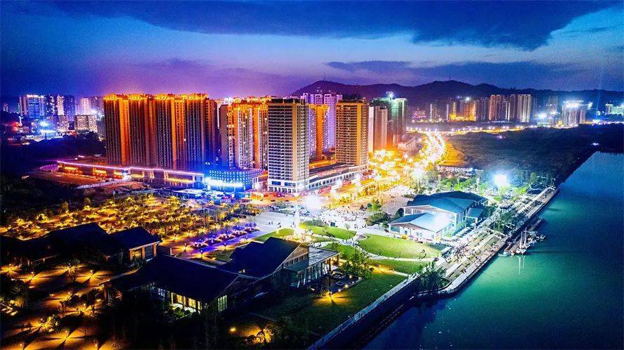 阆中港水城点击卡片,关注阆中在线▼▼爆料及商务合作微信联系lz