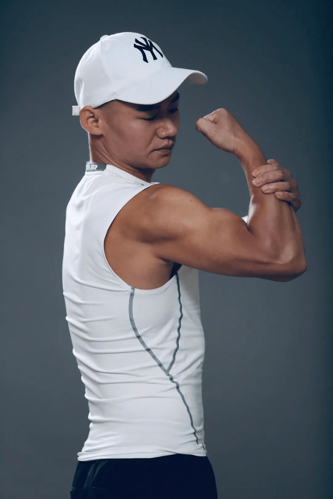 从"竹竿"到"猛男",徒手健身增肌40斤,原来增肌这么简单_训练