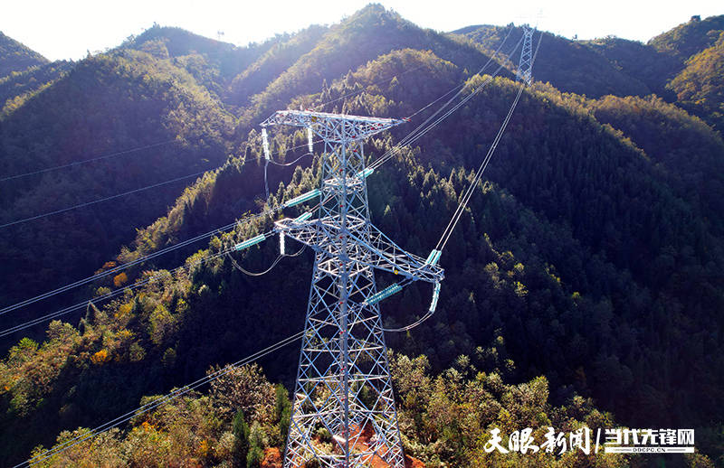 可为西电东送增电50万千瓦兴义供电局220千伏银李Ⅱ回线路建成投运