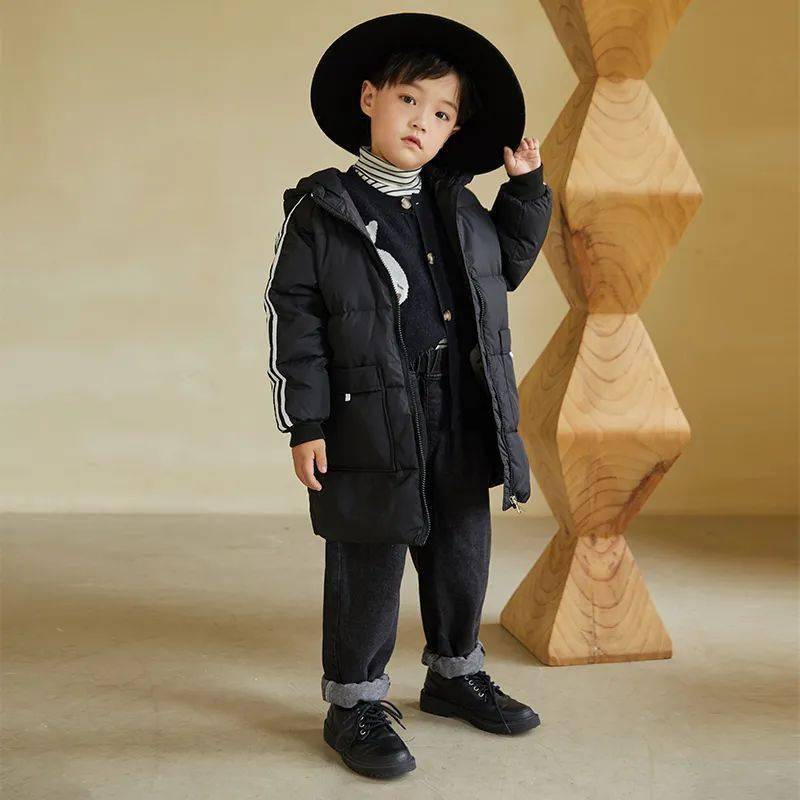 产品 99元给娃收中长款羽绒服，90%鸭绒，我先抢为敬！