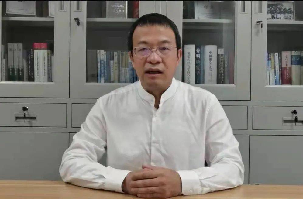 中医药学会|【新闻快递】2021年新疆中医药学会推拿专业委员会学术年会及新疆推拿专科联盟一届二次会议顺利召开