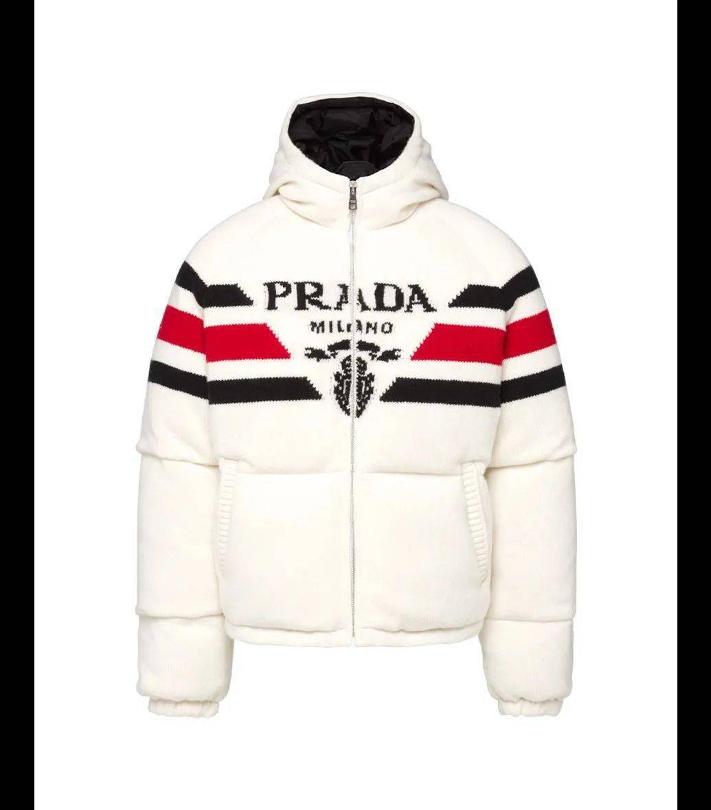 冬日 《女明星雪地穿搭攻略》连羽绒服都越来越“卷”了?