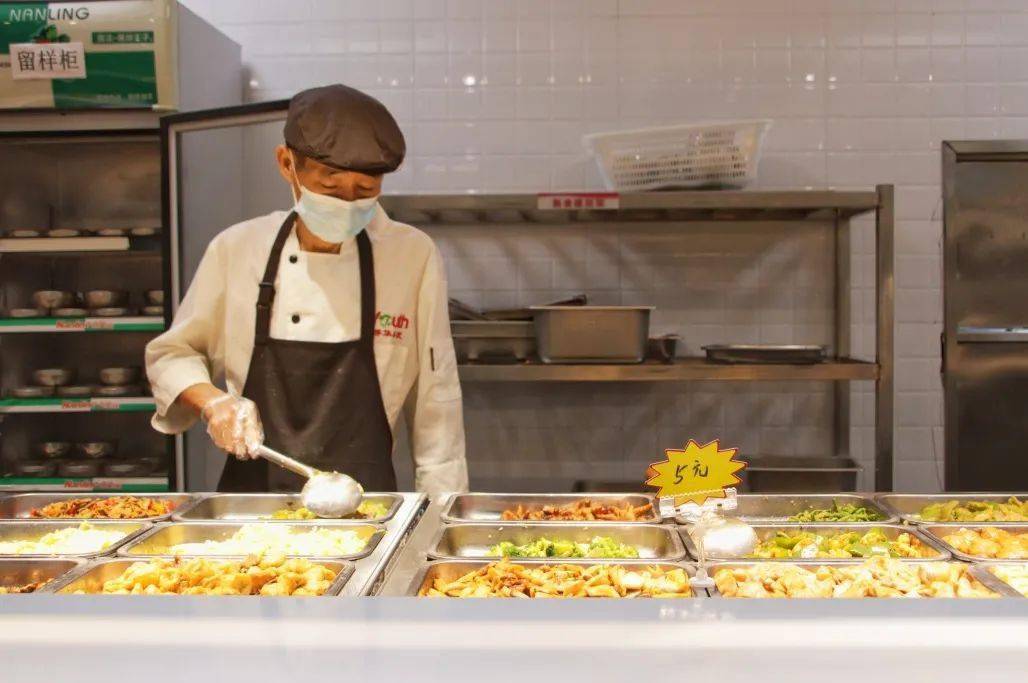 广师大吃货们春晖园食堂能否出道就看你们了