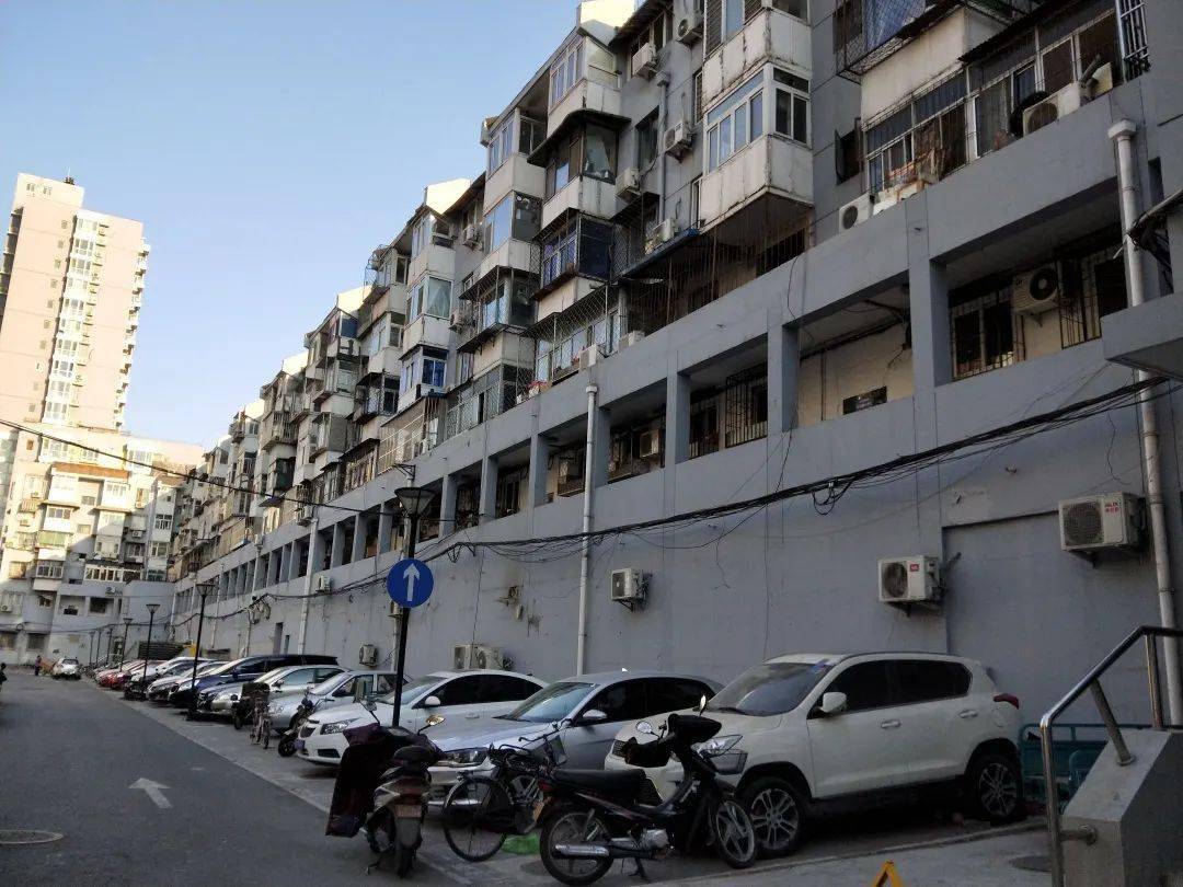 "软"文明支撑"硬"建设,石景山区八宝山街道向美而行_进行