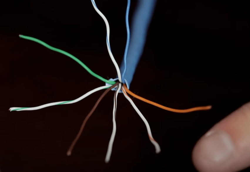 USB都换了7代了，网线怎么还和30年前一个样？