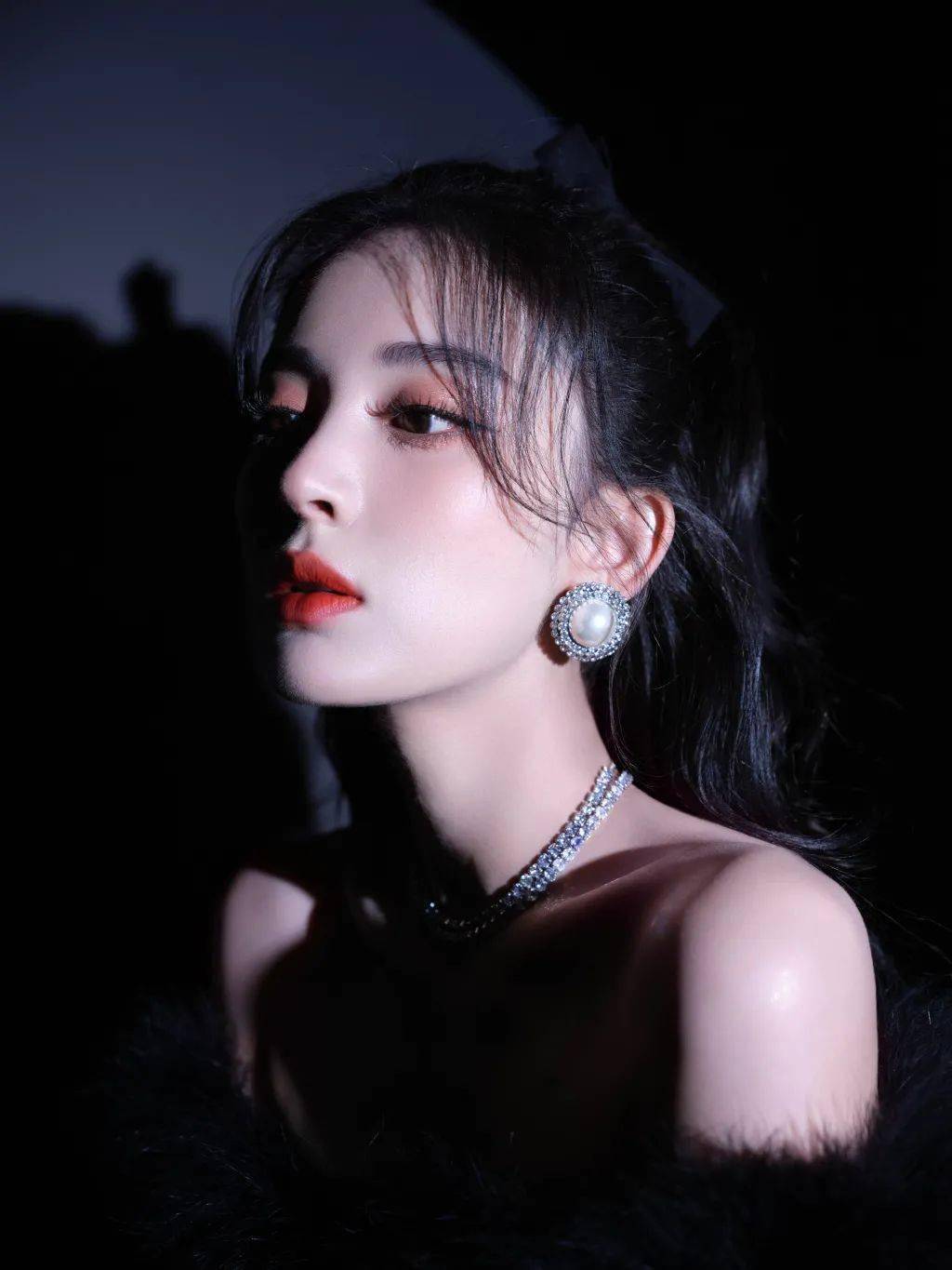 面的女明星们亲身力证“腮红是妆的灵魂”！