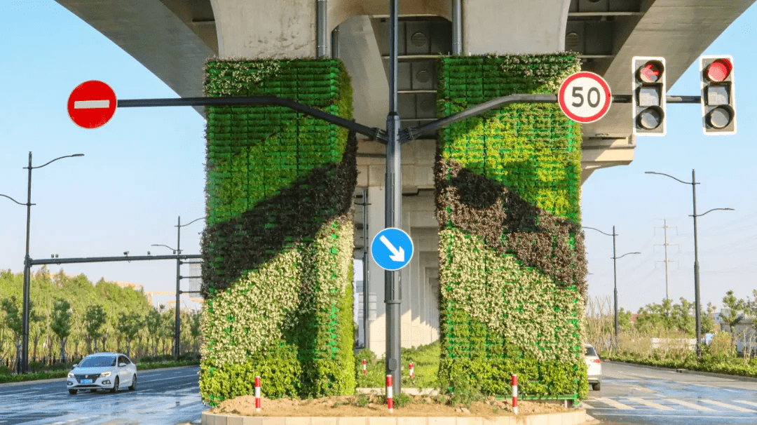 高架桥墩开启美颜模式两港大道这些路口变美了