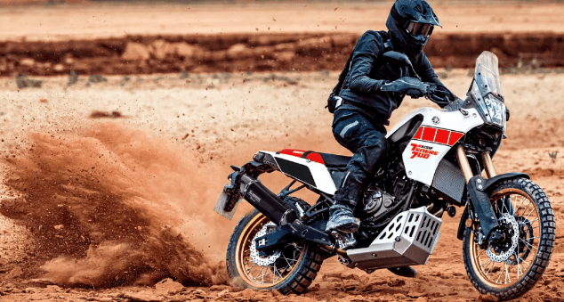 雅马哈新款xtz700硬派拉力车