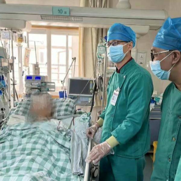 老人|广东一八旬老人洗虾被刺，最后要截肢保命！这个细节很多人忽视了