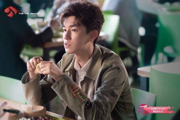 因为|《半暖时光》暖愈开播，杨旭文、许龄月演绎校园爱情