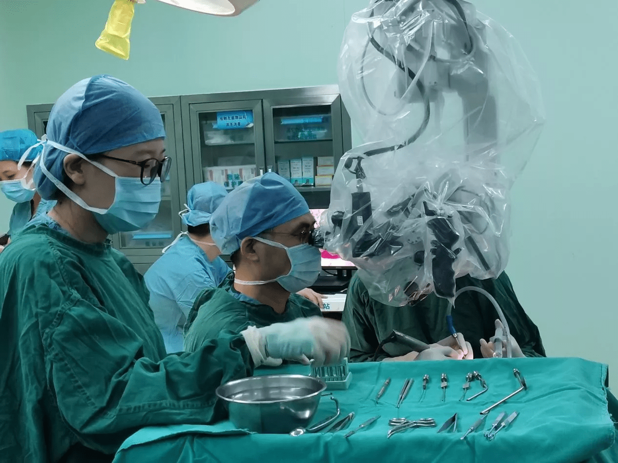 咽喉|山东大学齐鲁医院（青岛）耳鼻咽喉头颈外科中心：守护健康要道